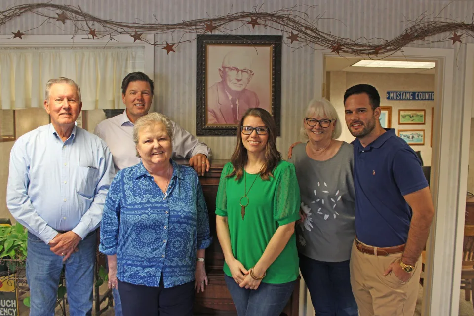 The Stover & Crouch team in the Madisonville office